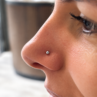 Alba - Piercing Narine en Titane