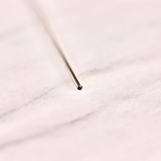 By Les Audacieuses Matériel de piercing Guide d'insertion piercing