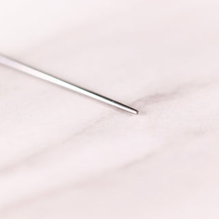 By Les Audacieuses Matériel de piercing Guide d'insertion piercing